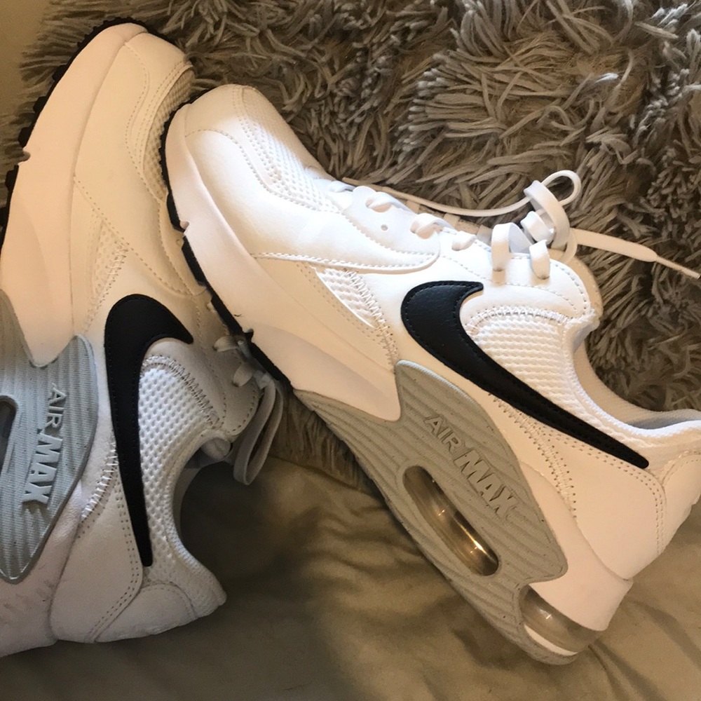 MEN'S NIKE AIR MAX EXCEE SNEAKERS